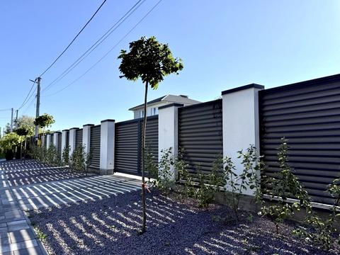 будинок за адресою Дружби бульв.