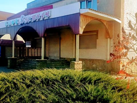 комерційна за адресою Солідарності, 535