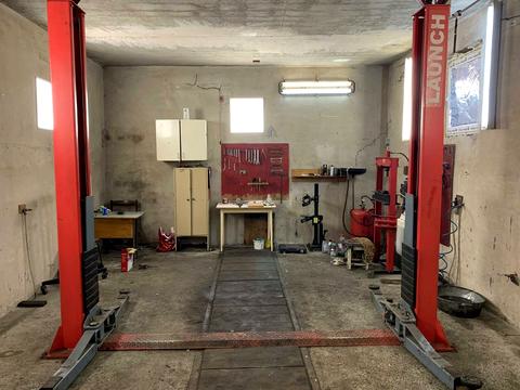 коммерческая по адресу Озёрная ул., 3