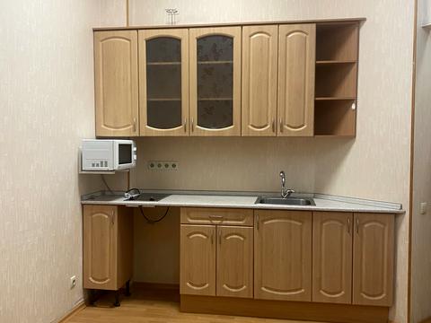 комерційна за адресою Степана Руданського вул., 4-6