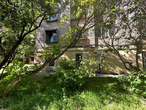 коммерческая по адресу Саксаганського, 45