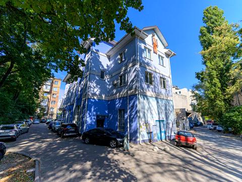 коммерческая по адресу Николая Михновского бульв. (Дружбы Народов), 26/1