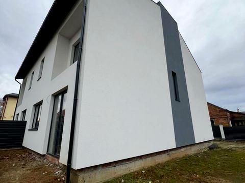 будинок за адресою Бічна Сонячна вул., 8