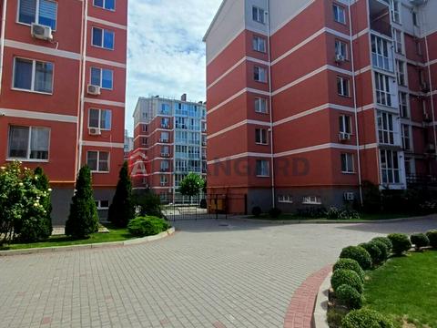 комерційна за адресою Січеславська вул., 6