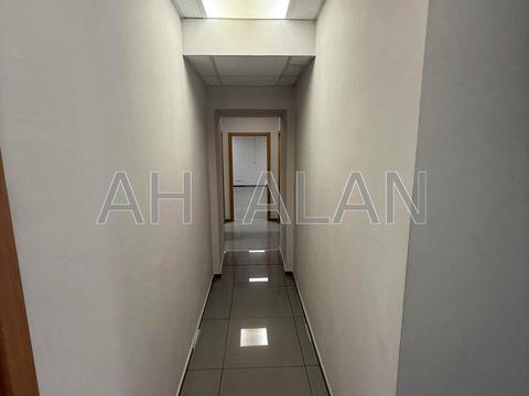 комерційна за адресою Казимира Малевича вул. (Боженка), 68Е