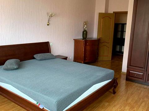 квартира за адресою В'ячеслава Чорновола вул., 20