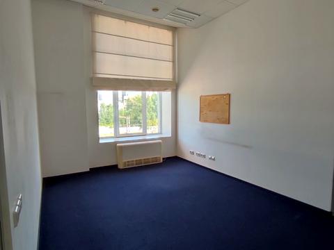 комерційна за адресою Миколи Грінченка вул., 4б