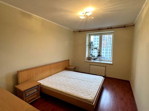 квартира за адресою Коновальця, 23