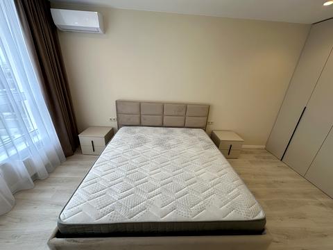 квартира за адресою Олеся Бердника вул., 1-В