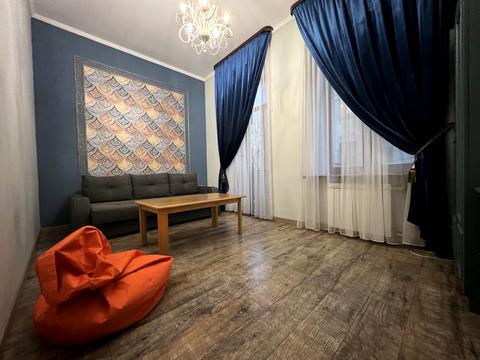 квартира за адресою Набережно-Хрещатицька вул., 7