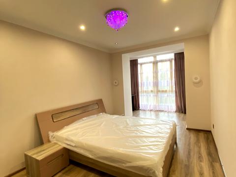 квартира за адресою Василя Симоненка вул., 2