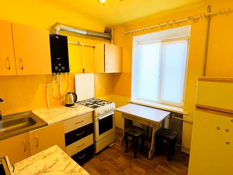 квартира за адресою Кропивницького вул., 60