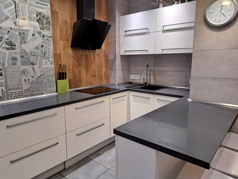 квартира за адресою Глушкова, 9В