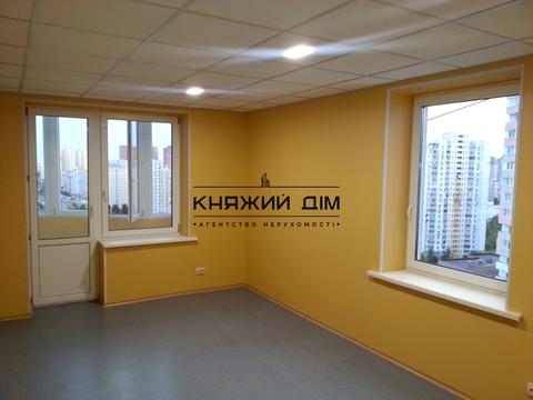 коммерческая по адресу Драгоманова ул., 1-А