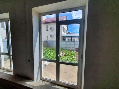 будинок за адресою Лабораторна вул., 1