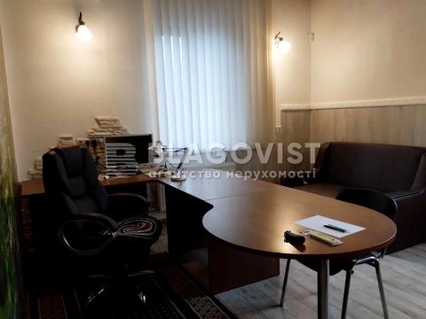 будинок за адресою Фастівська