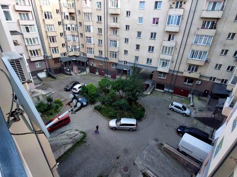 квартира за адресою Володимира Великого вул., 10а
