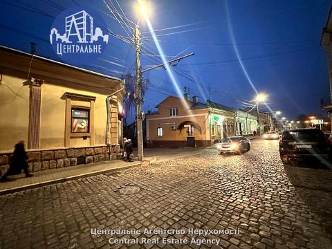 коммерческая по адресу Иосифа Бурга ул. (Удонова), 1