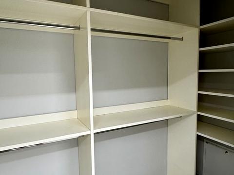 квартира за адресою Анни Ахматової вул., 22