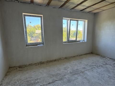 будинок за адресою Молодіжна вул.