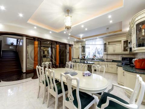 будинок за адресою святкова