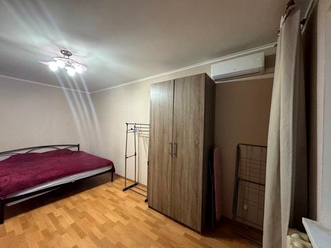 квартира по адресу Драгоманова ул., 1-Д