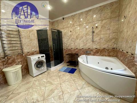 квартира по адресу Героев Майдана ул. (Червоноармейская), 220