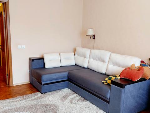 квартира за адресою Анни Ахматової вул., 31