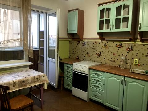 квартира за адресою Лариси Руденко вул., 10-Г
