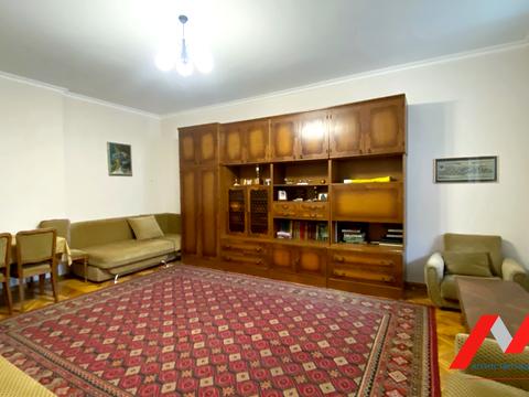 квартира за адресою Шота Руставелі вул., 10/40