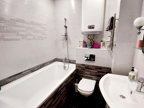 квартира за адресою Юрія Кондратюка вул., 7