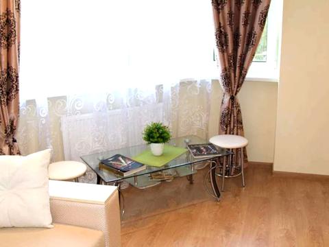 квартира за адресою Феодосійська вул., 1