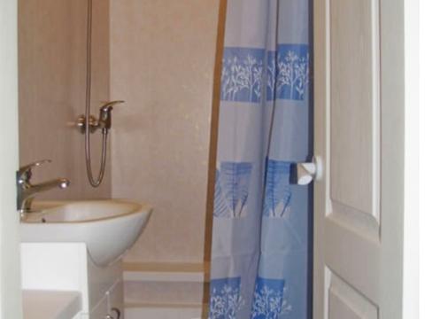 комерційна за адресою Ярославів Вал вул., 14-В