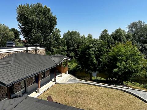 будинок за адресою Богатирська вул., 30б