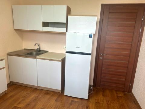 квартира за адресою Миколи Вінграновського вул., 2
