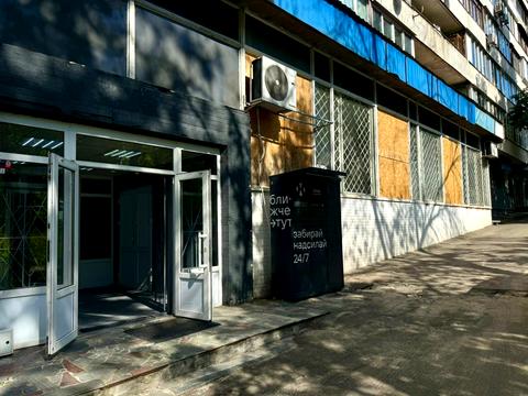 комерційна за адресою Щусєва вул., 36