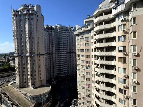 квартира по адресу Среднефонтанская ул., 19в