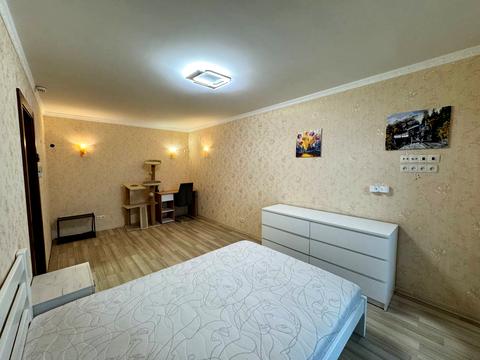 квартира за адресою 200-річчя Кривого Рогу просп., 10