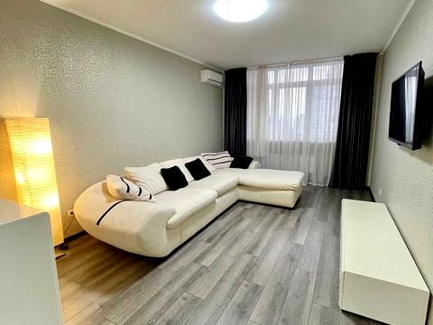 квартира за адресою Київ, Миколи Бажана просп., 8-Б