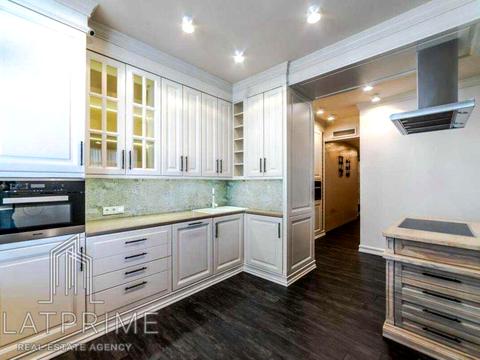 квартира по адресу Андрея Верхогляда ул. (Михайла Драгомирова), 16-Б