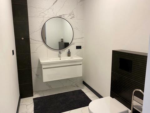 будинок за адресою Анатолія Солов'яненка вул.