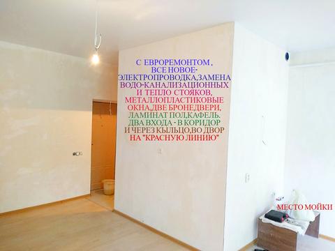 комерційна за адресою Миколи Руденка вул. (Войцеховича), 108