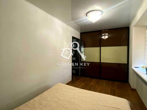 квартира за адресою Мелешкіна, 28