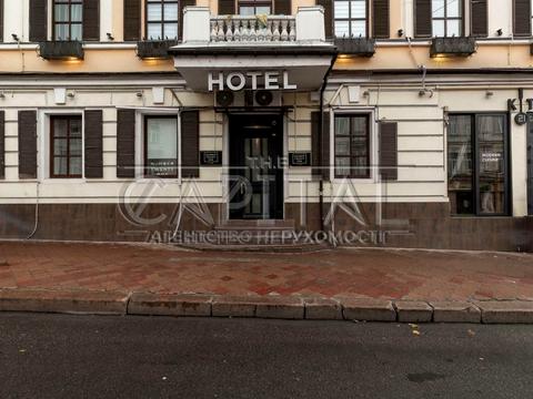 комерційна за адресою Петра Сагайдачного вул., 21
