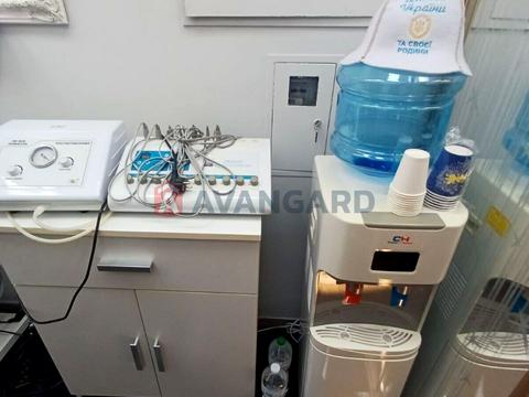 комерційна за адресою Січеславська вул., 6