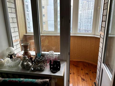 квартира за адресою Анни Ахматової вул., 33