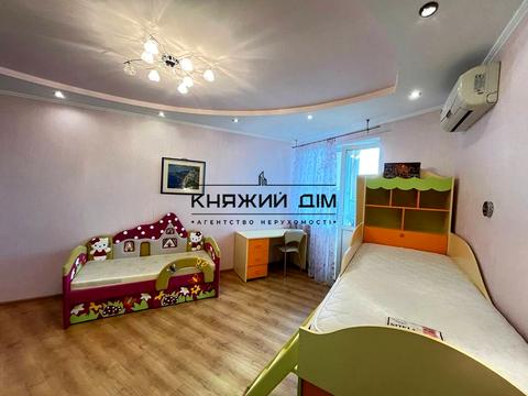 квартира за адресою Срібнокільська вул., 1