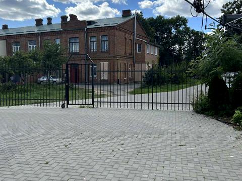 комерційна за адресою Семена Петлюри, 59А