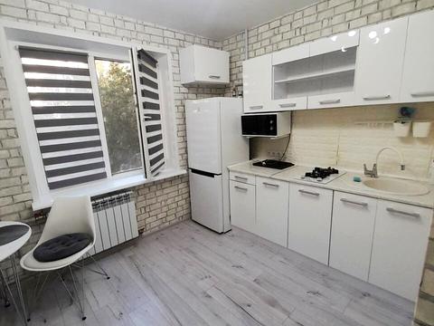 квартира за адресою Героїв просп., 27