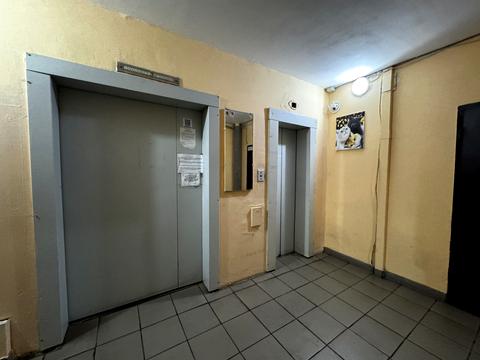 квартира за адресою Академіка Корольова вул., 80а